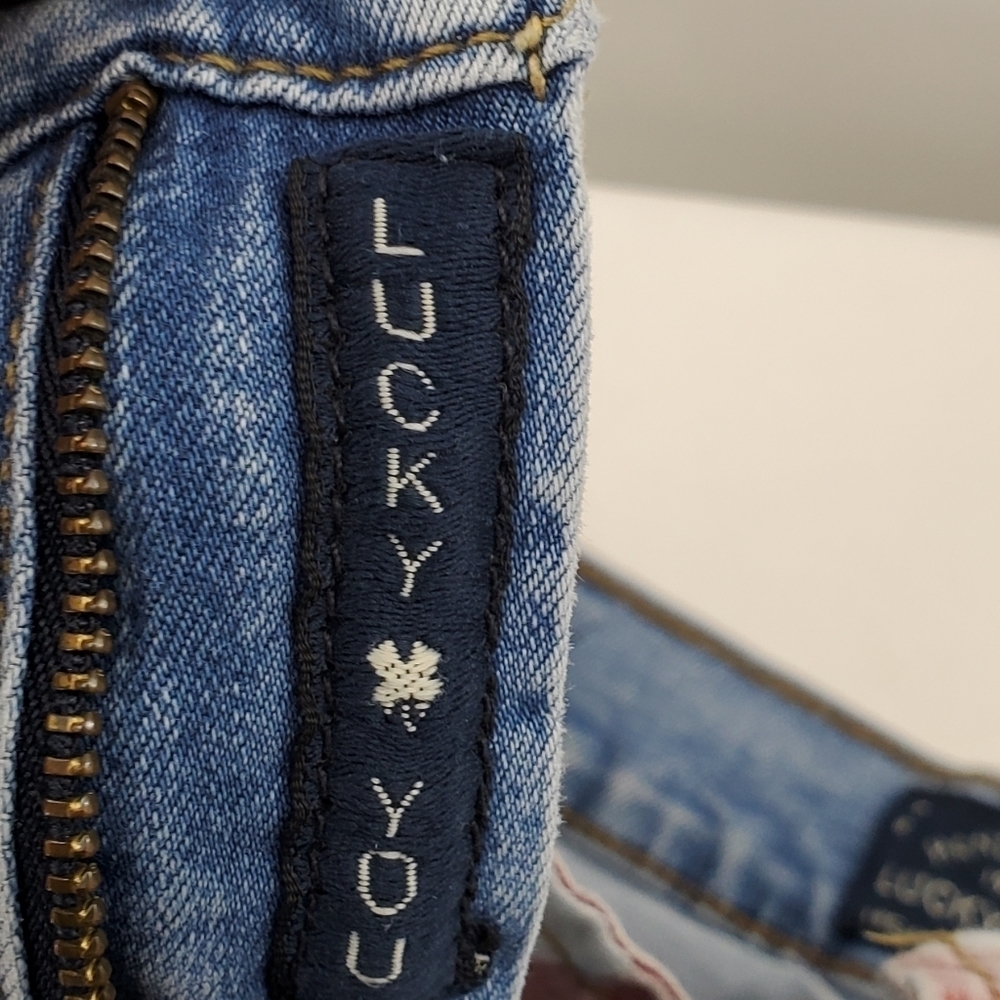 Lucky Brand light wash destroyed paint splatter jeans 6/28 - Picture 11 of 16